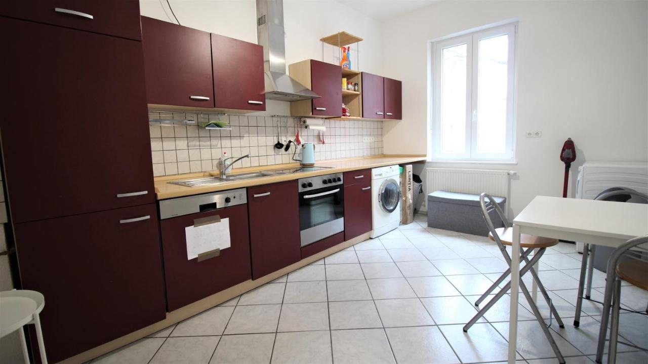 וירצבורג Privatzimmer Nahe Bahnhof Und City מראה חיצוני תמונה